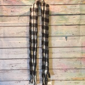Forever21 Black and White Plaid Scarf